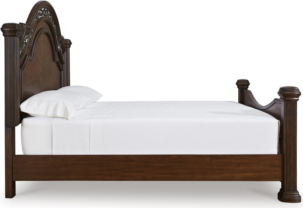 Lavinton Brown Poster Bedroom Set