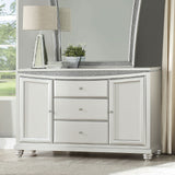 Maverick Panel Bedroom Set In Platinum