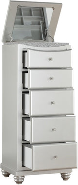 Maverick Panel Bedroom Set In Platinum