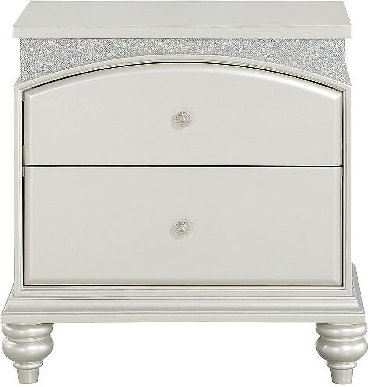 Maverick Panel Bedroom Set In Platinum