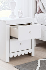 Mollviney Youth Panel Bedroom Set In White